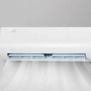 Midea 美的 KFR-26GW/WCBN8A3@ 壁挂式空调 1匹