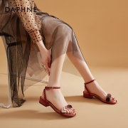 DAPHNE 达芙妮 202003050J 女士凉鞋 149元包邮（需用券）