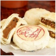 白菜价：扬子江 苏式酥皮月饼 10个装