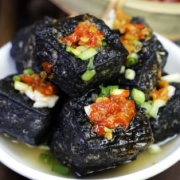 斗腐王 长沙正宗黑色臭豆腐生胚 40片 送配料 14.9元（需用券）