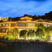 溧阳天目御湖半岛酒店 优选舒适双床房（含双早+双人温泉+下午茶）