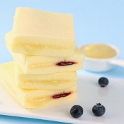 88VIP： 港荣 蒸蛋糕酸奶吐司 500g *5件