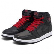 AIR JORDAN 1 RETRO HIGH OG 复刻男子运动鞋