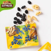 三只松鼠 礼盒装一个核萄500g