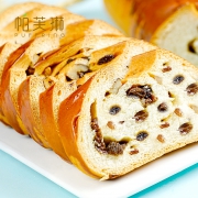 鲜奶和面不加水，33%坚果含量，15天短保：500g 帕芙琳 夹果干提子大列巴面包