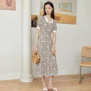 范思蓝恩 Z201299 女士V领碎花连衣裙