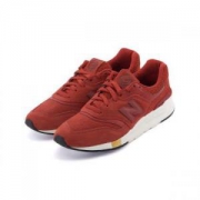 new balance   男女款红色休闲运动鞋