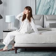 99大促：KUKa 顾家家居 890 现代简约真皮床 1.8*2m 5699元包邮（需用券）
