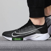 百亿补贴:NIKE 耐克 Air Zoom Tempo Next% FK CI9923 男子跑步鞋