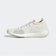 adidas 阿迪达斯 PulseBOOST HD m 男/女款跑步鞋