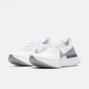 百亿补贴：NIKE 耐克 React Infinity CD4372 女子跑步鞋