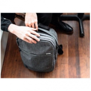 Incase City Collection 城市系列 compact 双肩背包 石南黑色 15英寸