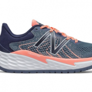 New Balance  Fresh Foam Evare 女款运动鞋