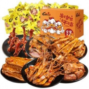 plus会员：KINGWUU 精武鸭脖子鸭舌鸭锁骨休闲零食小吃礼包 518g