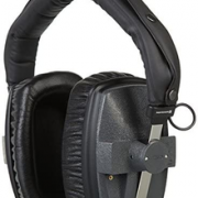 降噪出色！beyerdynamic 拜亚动力 DT150 封闭式监听头戴耳机 847.12元含税包邮