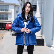 雪中飞  女士短款面包羽绒服