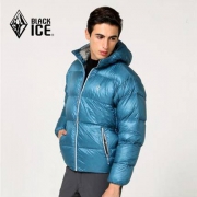 22日0-1点： BLACK ICE 黑冰 F8531 800蓬鹅绒带帽羽绒服