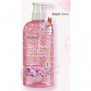 Kustie 蔻斯汀 樱花玫瑰花瓣沐浴露 720ml *2件 89.85元包邮