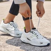 SKECHERS 斯凯奇 220034 男/女子跑鞋