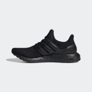 1日0点、双11预告： adidas 阿迪达斯 UltraBOOST x Manu FC 男女款运动鞋