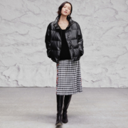 聚划算百亿补贴：对白  鹅绒羽绒服PU皮短款面包服