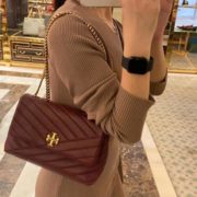 某猫¥5200！Tory Burch 汤丽柏琦KIRA CHEVRON 女士链条单肩包