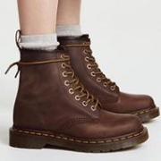 Dr. Martens 马丁大夫 1460 8孔系带马丁靴