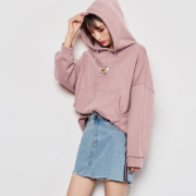 聚划算百亿补贴：唐狮 625120026431 女款蜡笔小新连帽卫衣