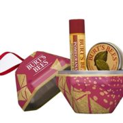 prime会员！Burt's Bees 小蜜蜂 石榴/香草礼品套装（唇膏4.25g+指甲修护霜8.5g）   39.03元含税直邮