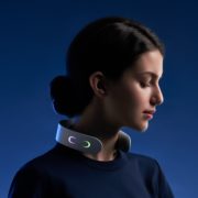 4.9分，一刻钟拯救颈椎，语音控制：网易严选 家用智能颈椎按摩器