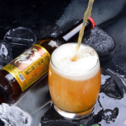 Micro-Bear 麦考熊 九尾精酿 浑浊型小麦白啤 330mLx4瓶装