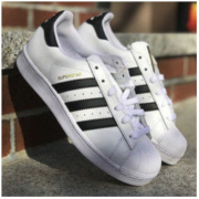 Adidas 阿迪达斯 三叶草 FU7712 女子金标贝壳头