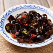 白菜价：东北特产 野生黑木耳 500g