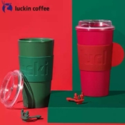 Luckin Coffee 瑞幸咖啡 LuckinCup 圣诞款随行杯 500ml