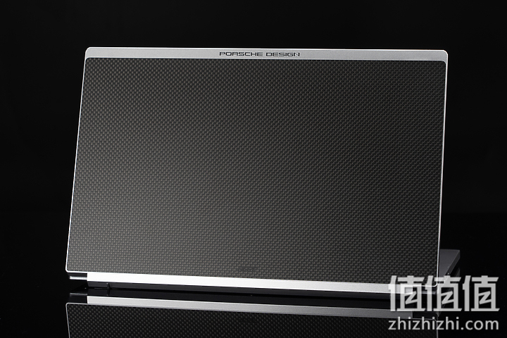 Acer 宏碁 Book RS 保时捷限量版笔记本电脑上盖