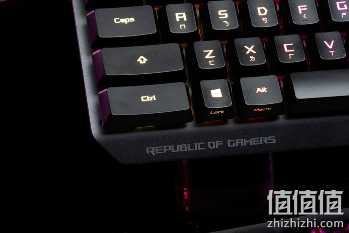 ROG STRIX SCOPE RX游戏机械键盘使用铝合金材质