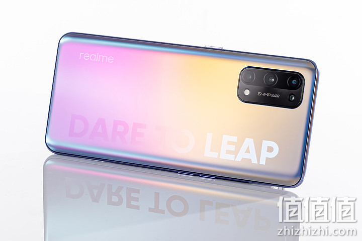 Realme 真我 X7 Pro 5G手机色彩