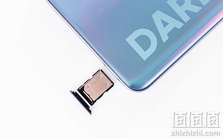 Realme 真我 X7 Pro 5G手机卡槽