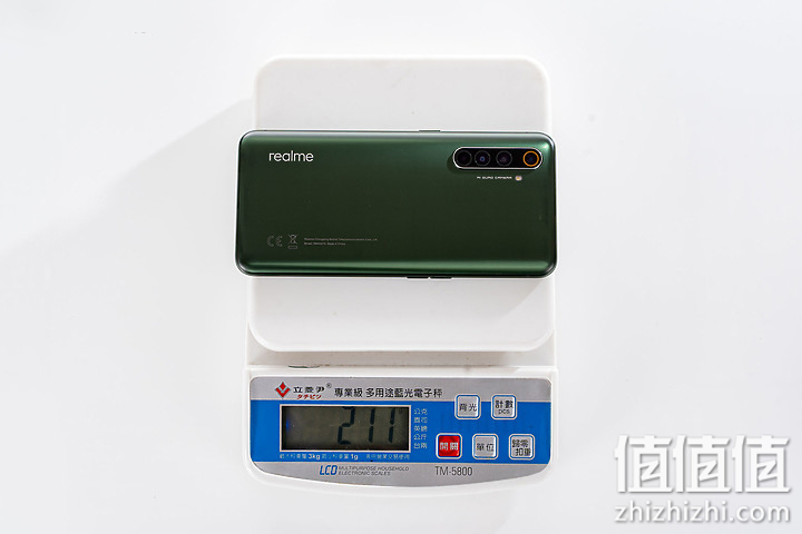 Realme 真我 X50 Pro 手机重量