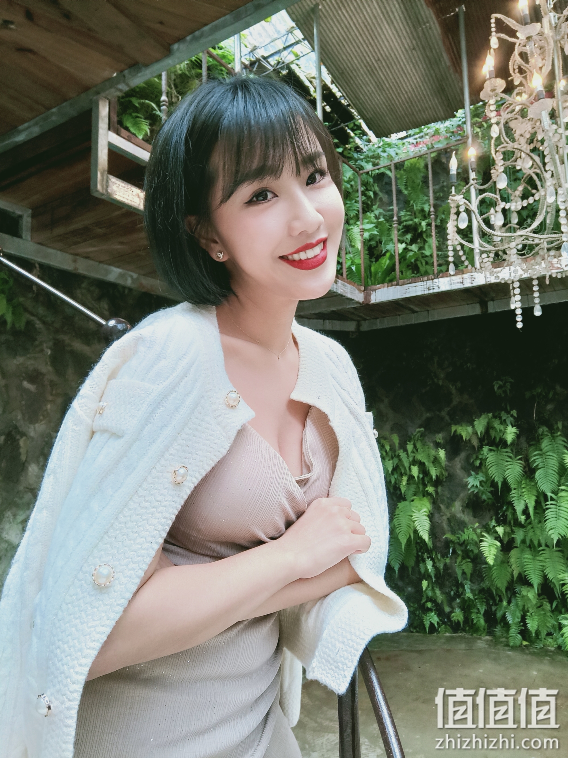 Realme 真我 X7 Pro 自拍样张