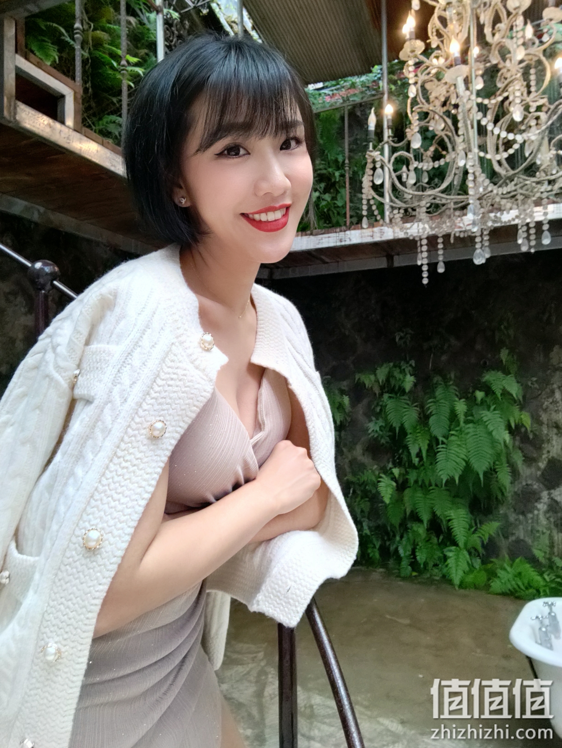 Realme 真我 X50 Pro 自拍样张