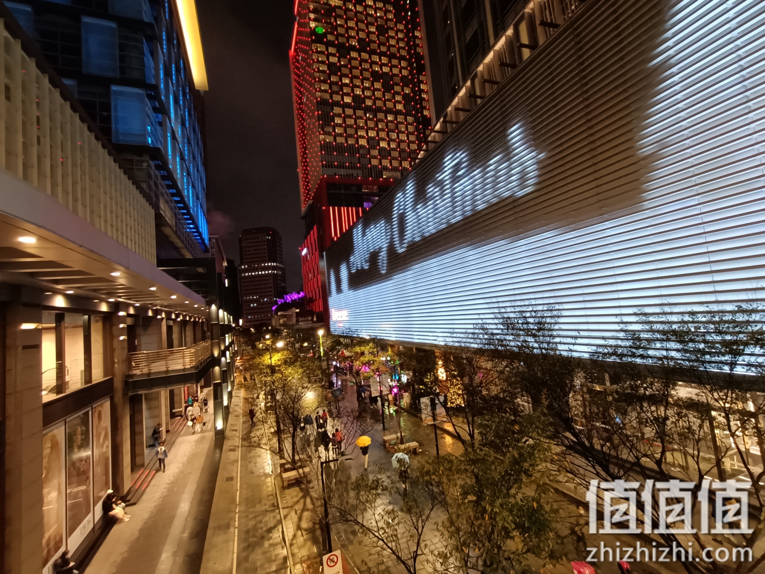 Realme 真我 X7 Pro 夜景样张