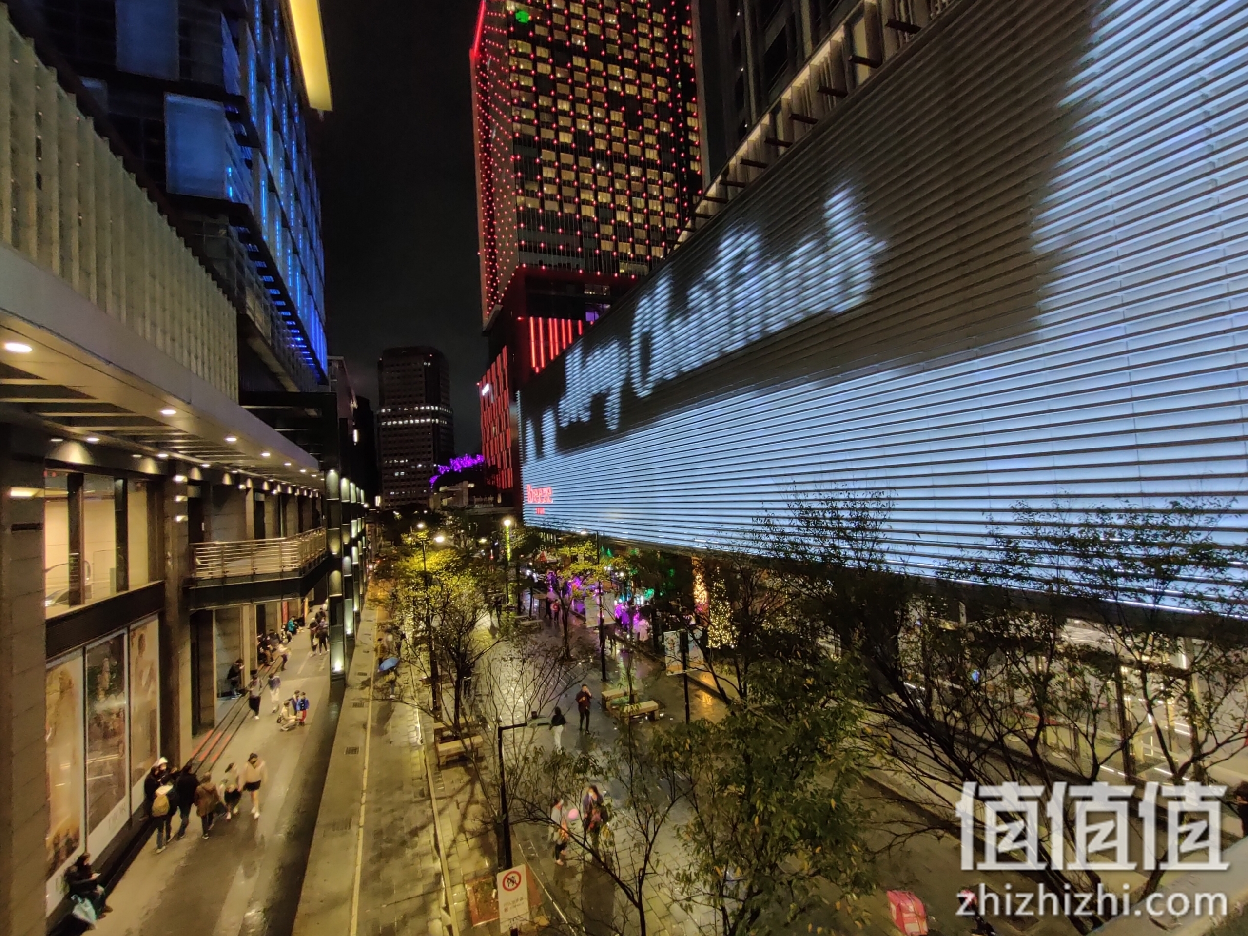Realme 真我 X50 Pro 夜景样张