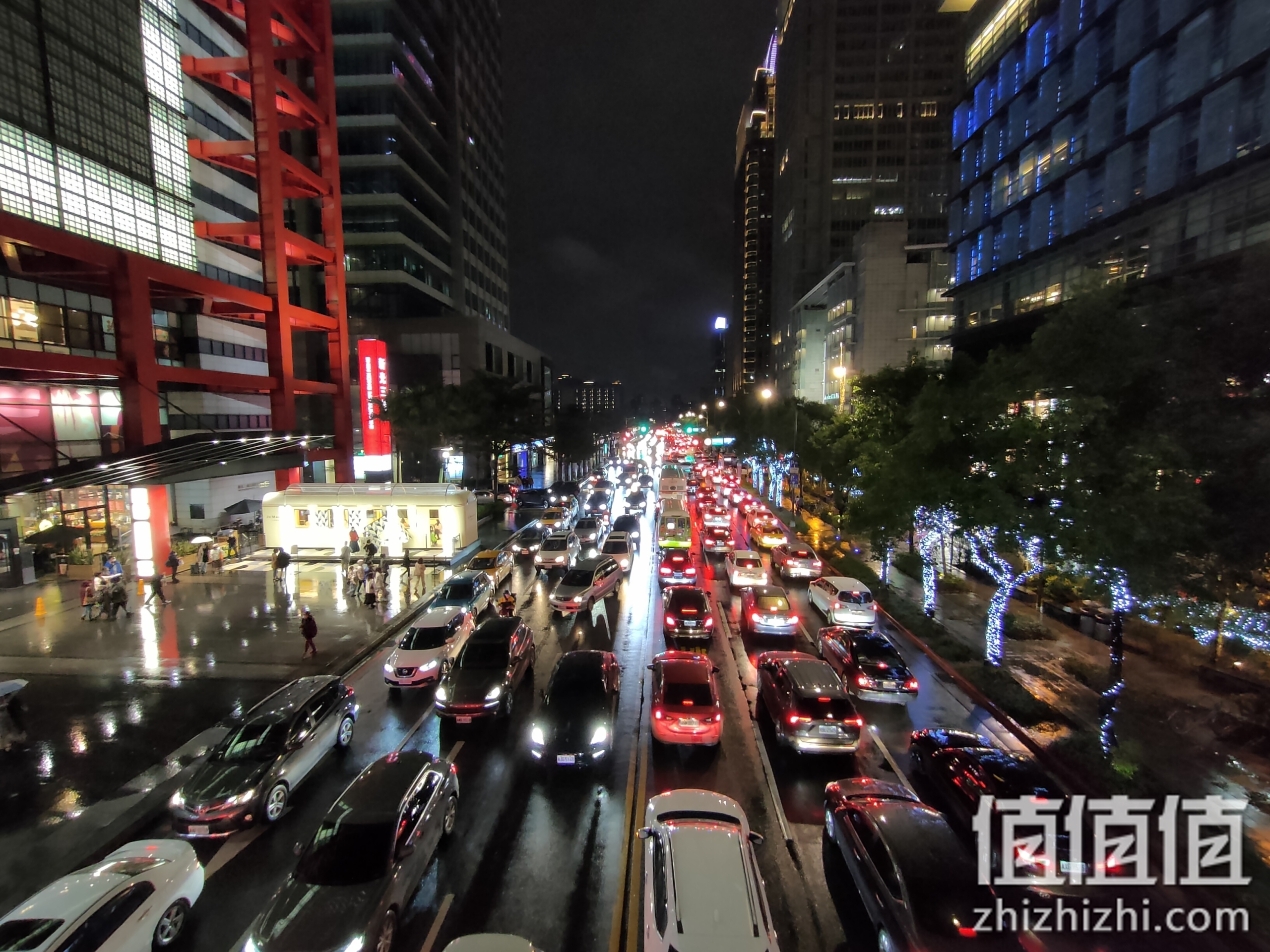 Realme 真我 X50 Pro 夜景样张
