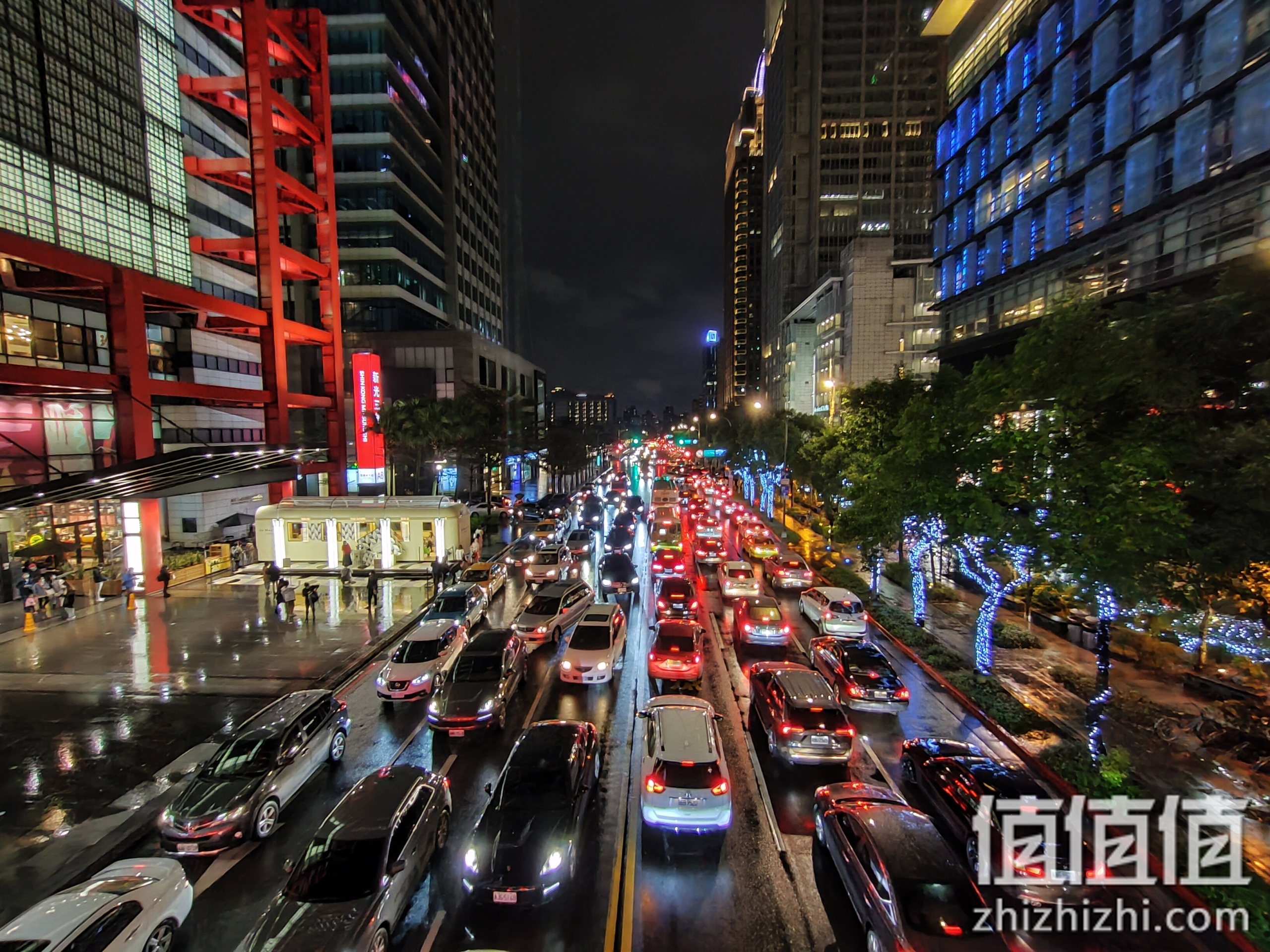 Realme 真我 X50 Pro 夜景样张