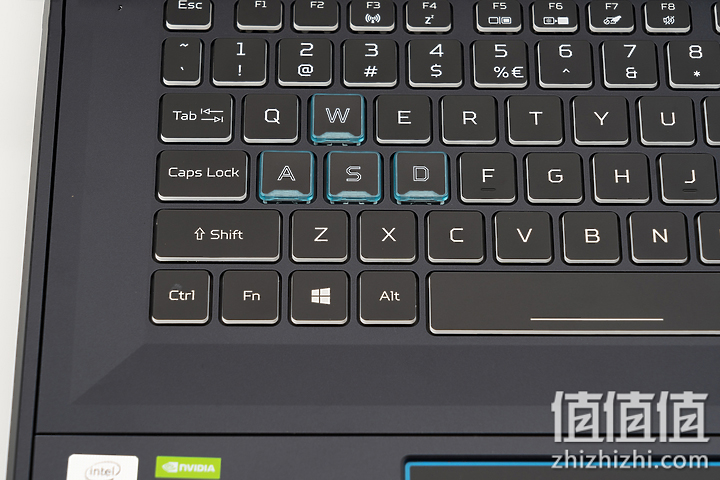Acer 宏碁 掠夺者战斧700 游戏本WASD按键