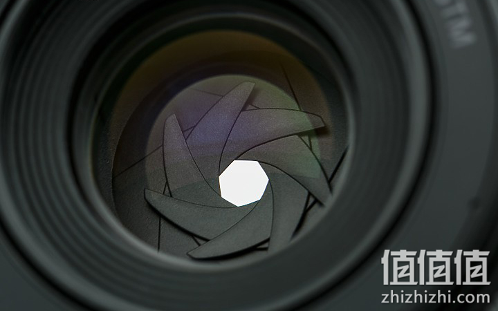 Canon 佳能 RF 50mm f/1.8 STM光圈叶片