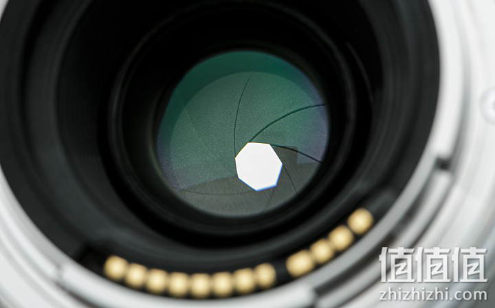 Canon 佳能 RF 50mm f/1.8 STM光圈叶片
