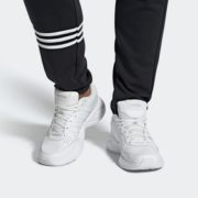adidas 阿迪达斯 Strutter 男款复古运动鞋