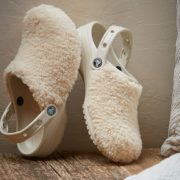 21日0点！ Crocs 卡骆驰 206625 女士休闲拖鞋 169元包邮